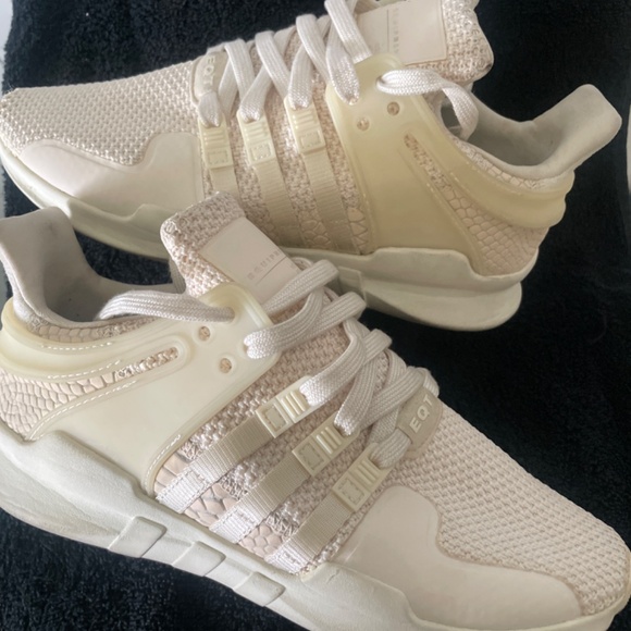 Sneakers Adidas Cream Color - Picture 3 of 6